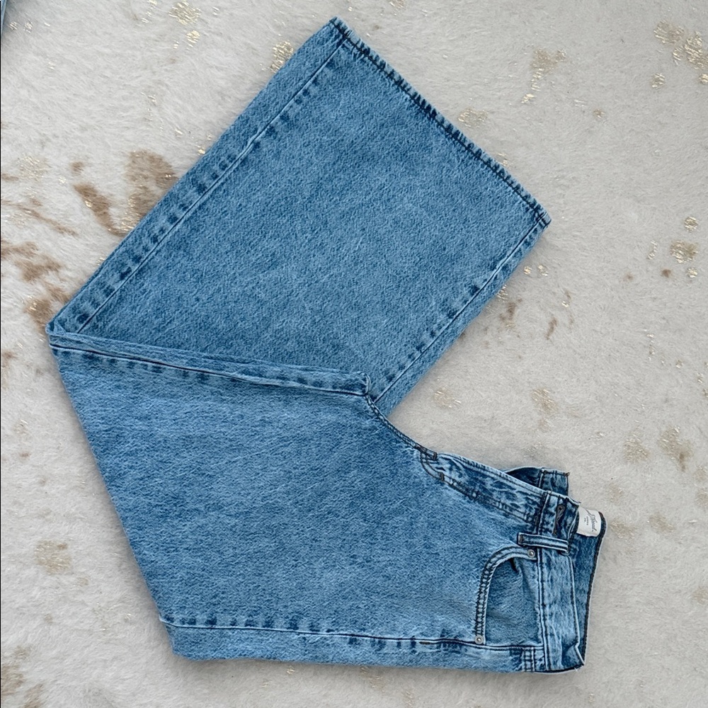 Universal Thread Like new Mid-rise Wide Leg Size 0 jeans